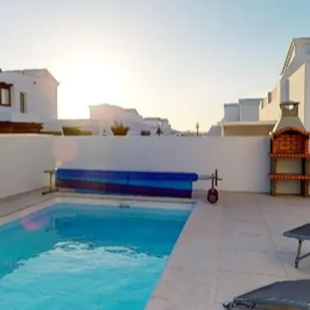 Rosa Luxury 2 Bed 2 Bath With Private Pool, Patio * Playa Blanca
