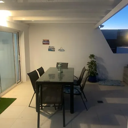 Villa Rosa Luxury 2 Bed 2 Bath With Private Pool, Patio Playa Blanca (Lanzarote)