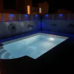 Rosa Luxury 2 Bed 2 Bath With Private Pool, Patio Vila Playa Blanca (Lanzarote)