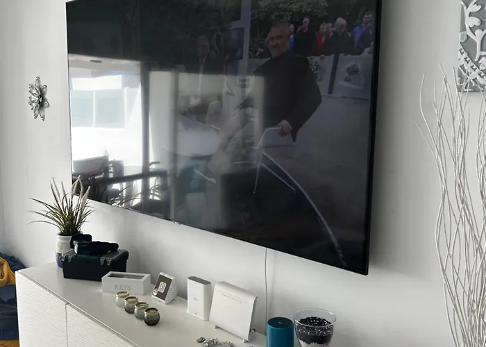 Rosa Luxury 2 Bed 2 Bath With Private Pool, Patio Villa Playa Blanca (Lanzarote)